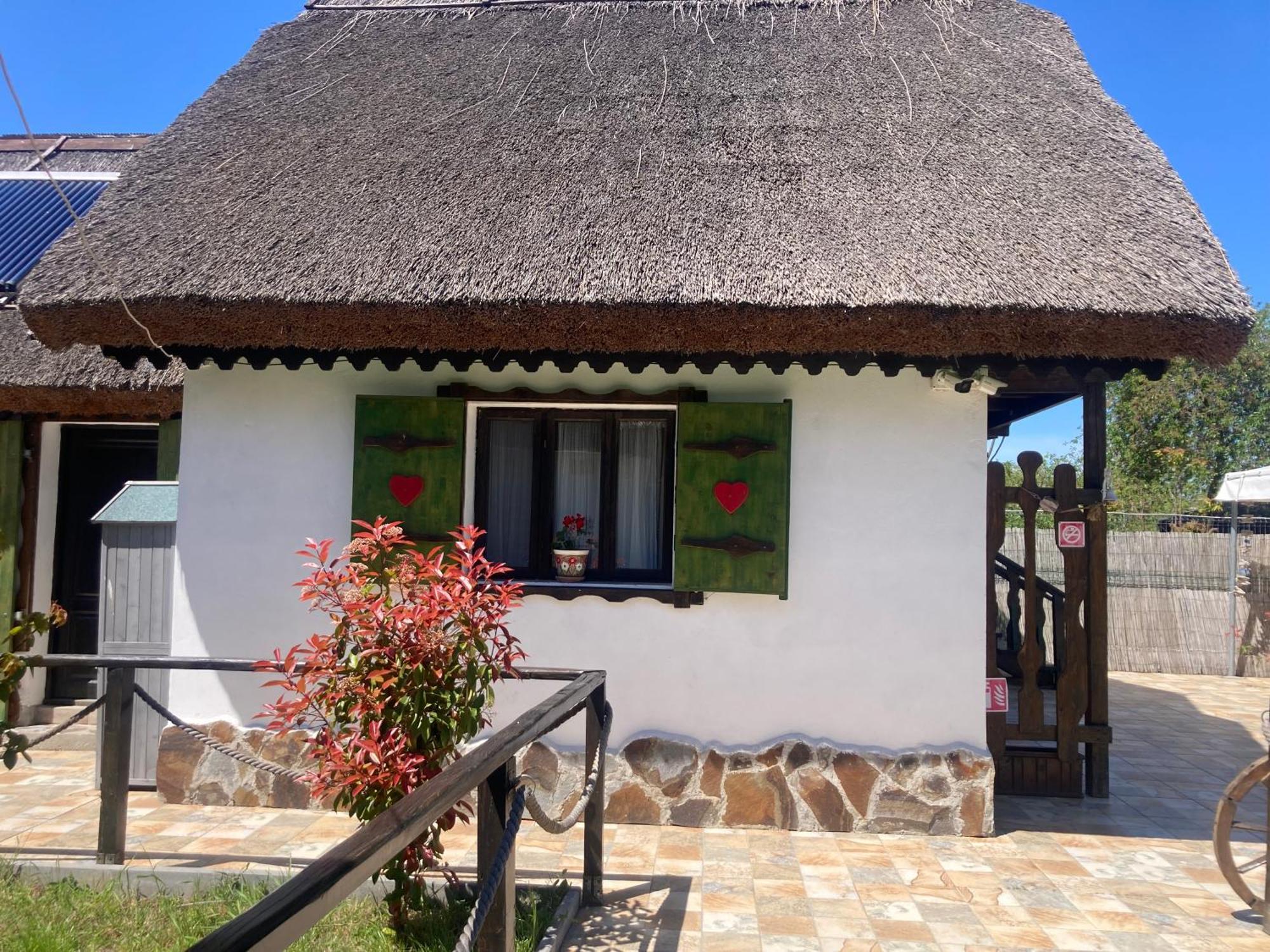 Casa Soarelui Hotel Murighiol Buitenkant foto
